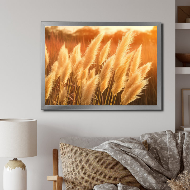 «White Pampas Meadows At Sunset» sur toile, H 12 po x l 20 po x P 1 po, Cadre simple argenté