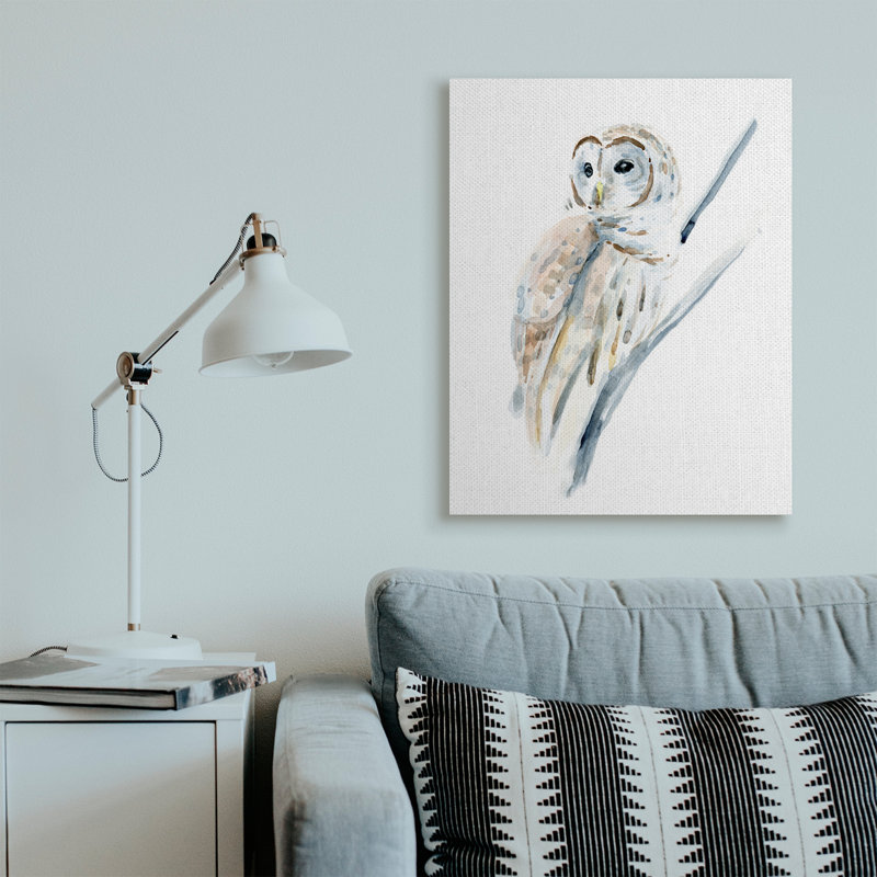 Doux hibou arctique perché sur une branche XXL tendue sur toile par Annie Warren, Toile tendue, H 40 po x l 30 po