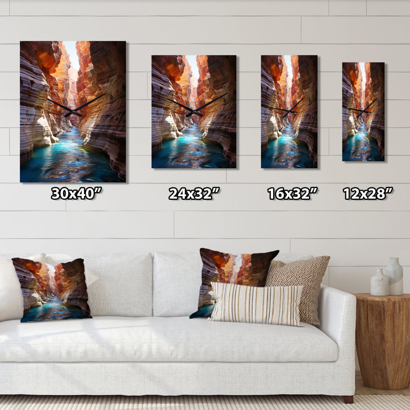 Horloge murale moderne Canyon Antelope, H 40 po x l 30 po x P 1 po