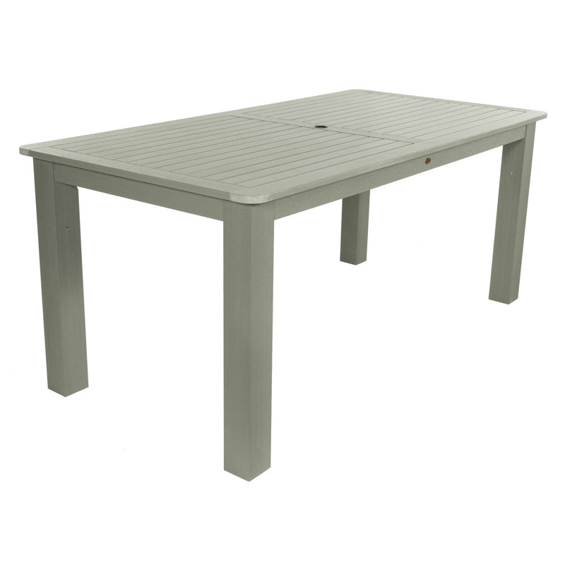 Table de salle à manger en plastique Highsmith, H 30 po x l 42 po x P 72 po, Eucalyptus