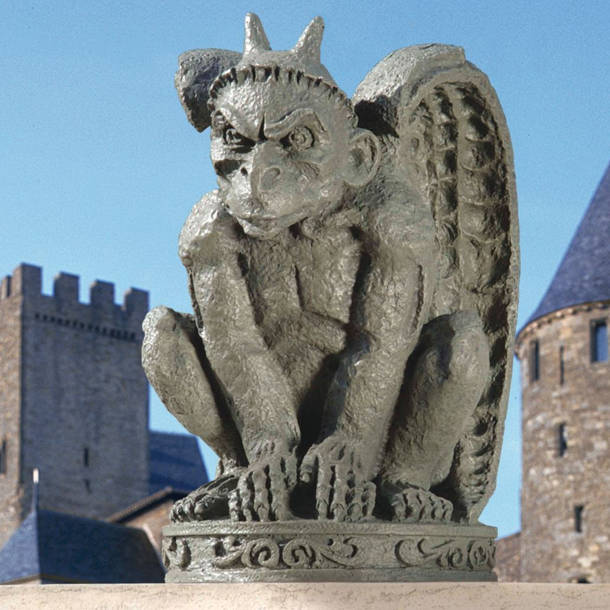 Statue Gargouille Gothique Design Toscano - Avec Boule Et Chaîne, 38 Cm, Décoration Donjon Ou Jardin