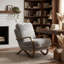 Chaise d'appoint grise en fausse fourrure avec accoudoirs, chaise longue moelleuse avec structure en laiton brossé