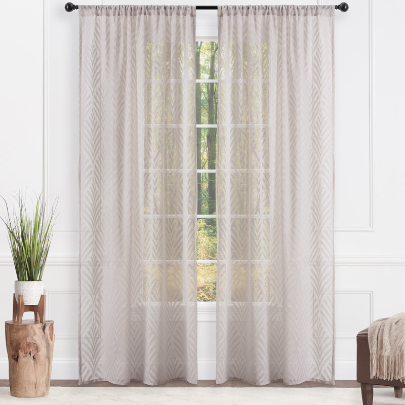 Ensemble de rideaux semi-transparents avec passe-tringle Craigmont, L 52 po x L 63 po, Taupe