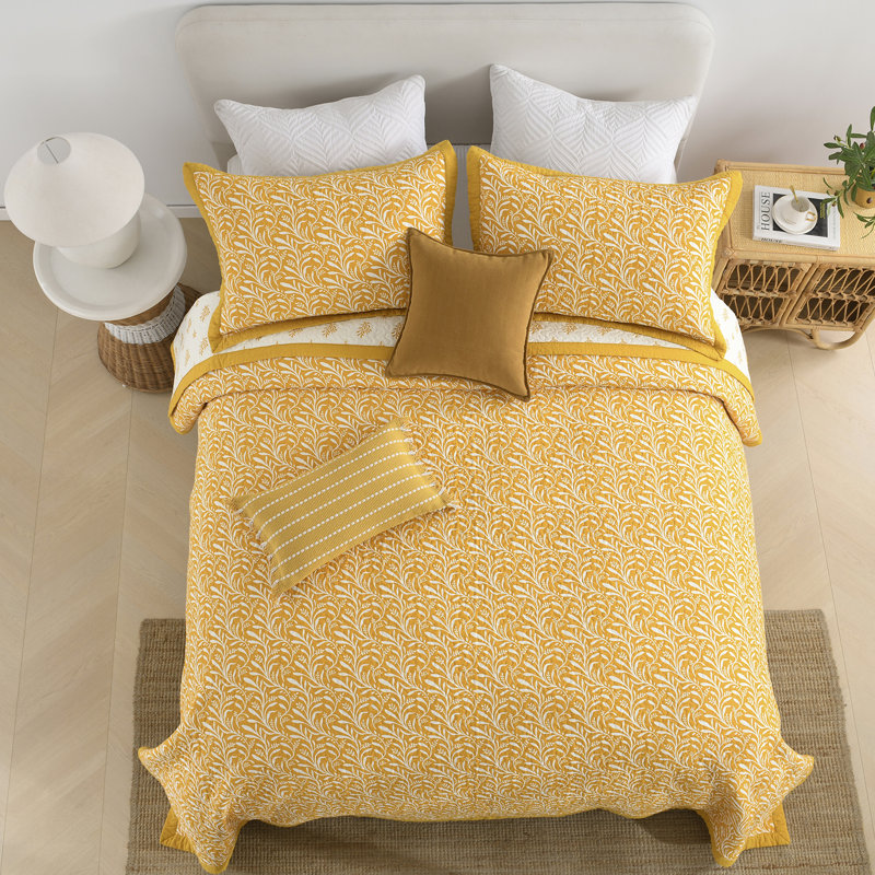 Cotton Quilted Toile Quilt, Yellow Toile, King Quilt + 2 King Shams