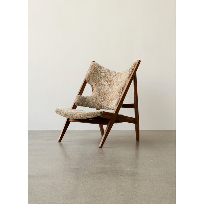 Knitting Lounge Chair, Sheepskin Sahara, Walnut