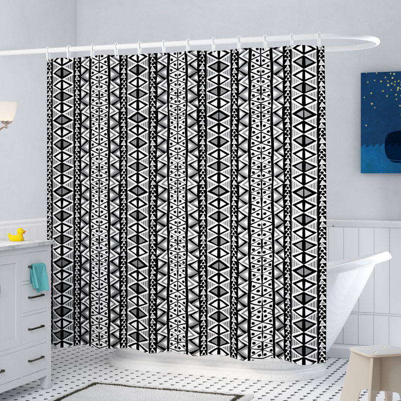 Rideau de douche boho aztec décoration et crochets Becket, H 84 po x l 69 po