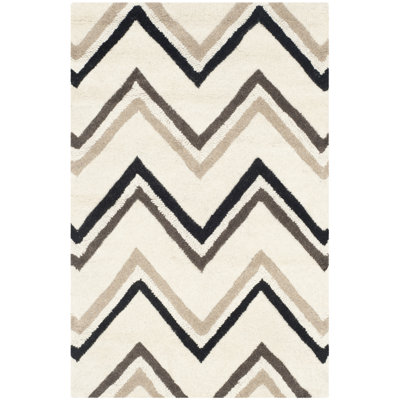 Sanyla Hand Tufted Wool Chevron Rug