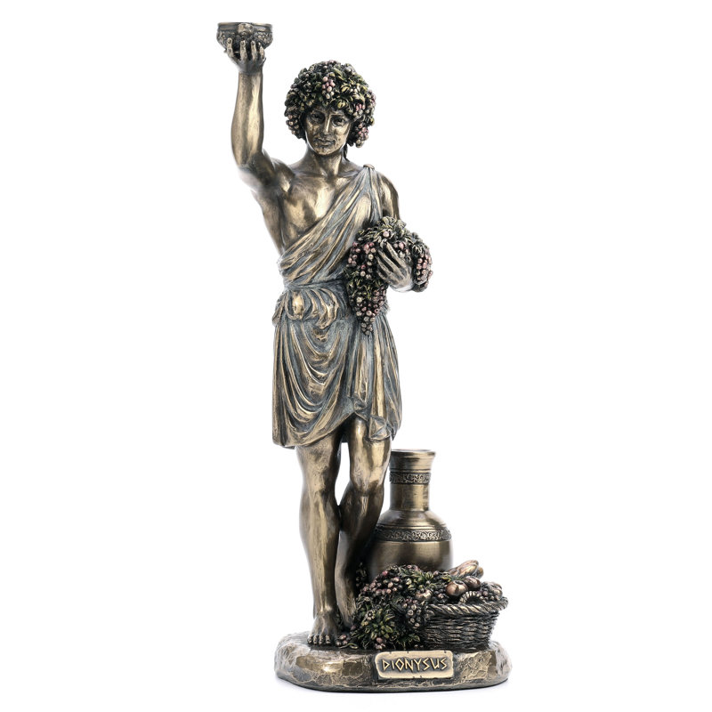 Dereyon People Statue