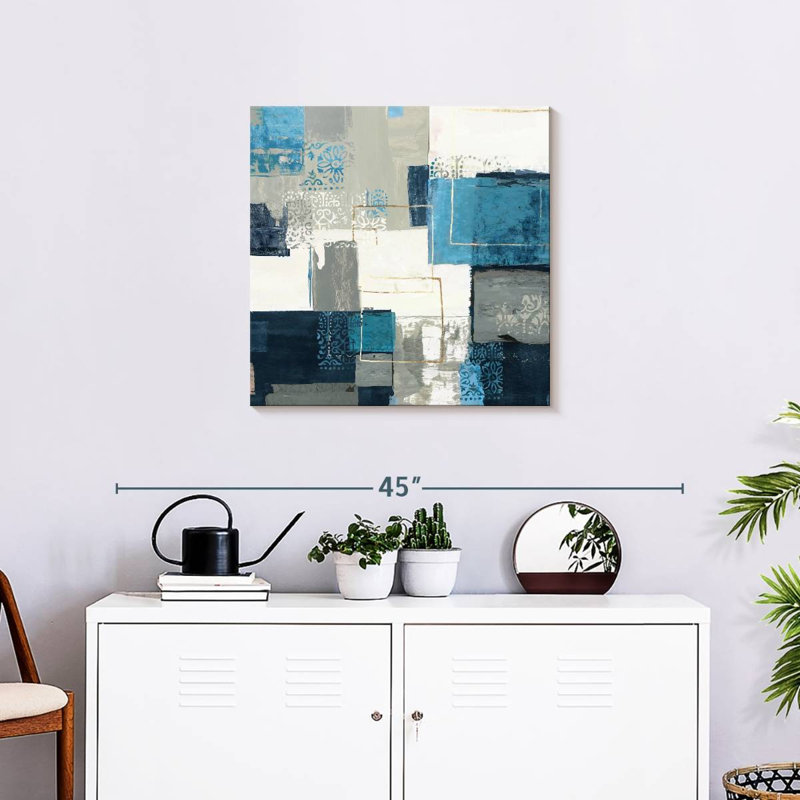 Avery Guided, 24" H x 24" W