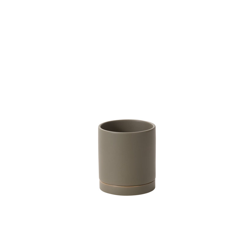 Pot neutre avec soucoupe Swerve, Gris foncé, H 5,75 po x l 5 po x P 5 po