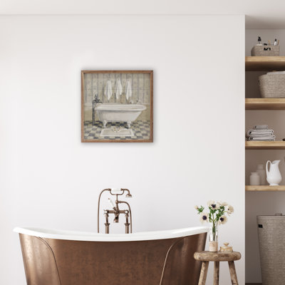 «Victorian Bath IV White Tub» par Danhui Nai