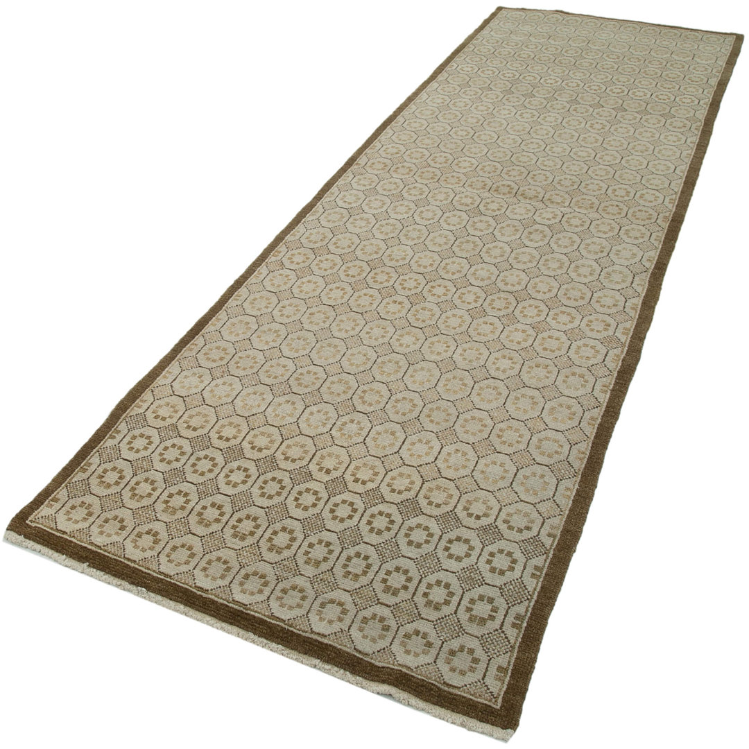 Braun Hand Knotted Area Rug