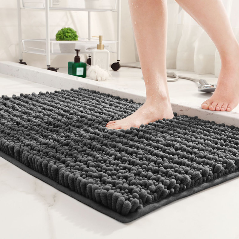 Tapis pour salle de bain Egista, L 32 po x l 20 po, Gris foncé