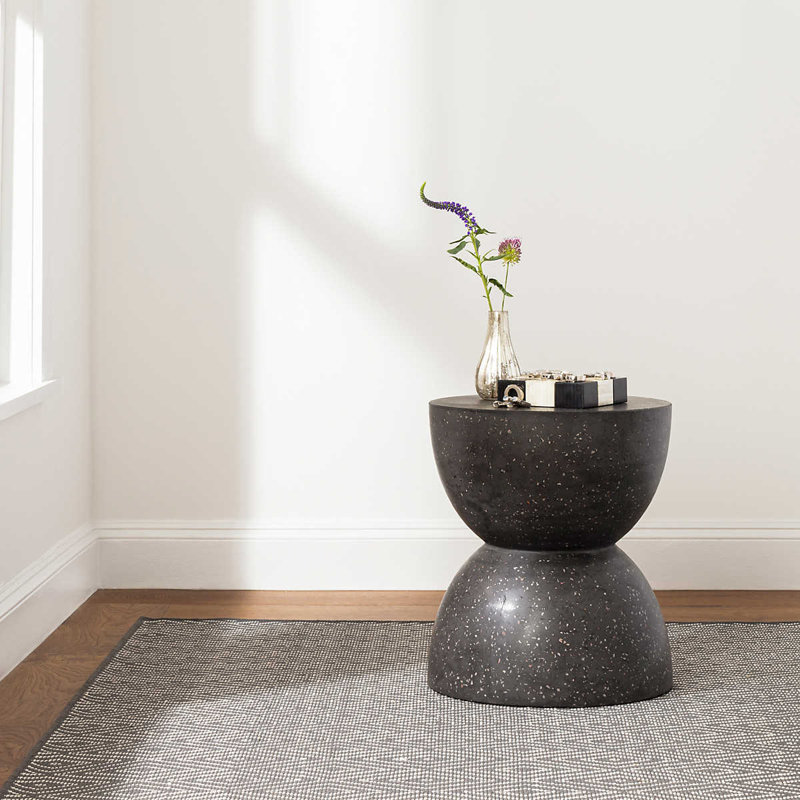 Diamond Graphite/Ivory Handwoven Indoor/Outdoor Rug, Rectangle 10' x 14'