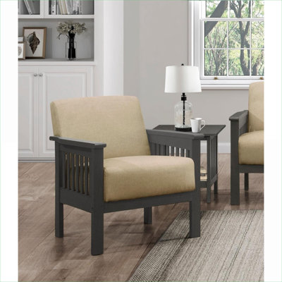 Fauteuil d'appoint simple en bois massif brun chaud, siège transitionnel classique pour salon résidentiel