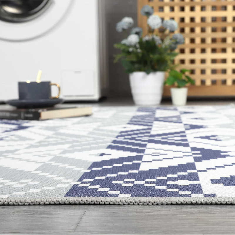 Indoor Outdoor Rug, Non-Slip Washable Area Rug, Vintage Morocca n Geometric Pattern, Easy Clean Low Pile Carpet for Patio, Living Room, Kitchen, Porch, Backyard