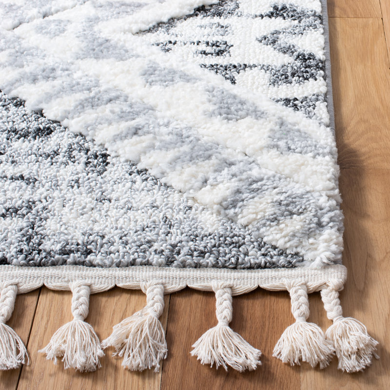 Angell Southwestern Area Rug, Rectangle 91 x 152 cm