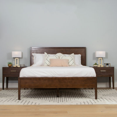 Lauritzen Duo Bedroom Set With 2 Nightstands