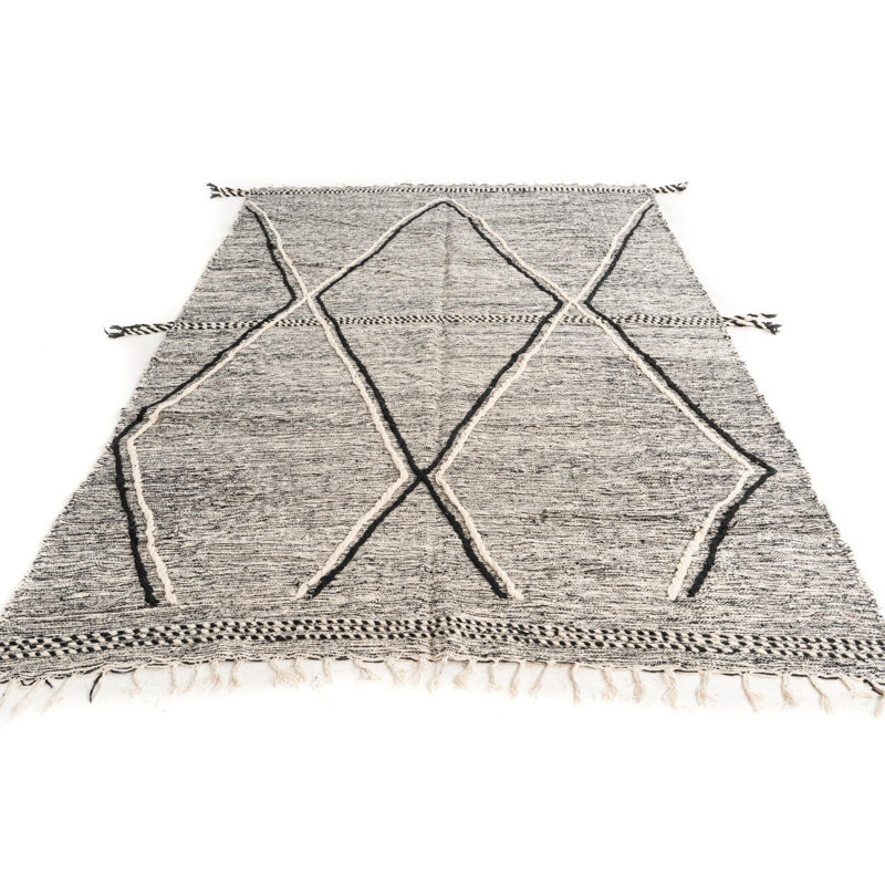 Tapis noir et blanc Mosser