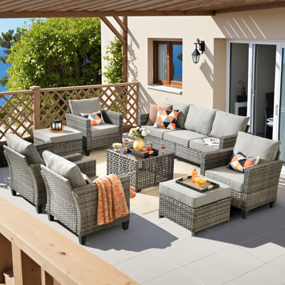Ensemble de 8 meubles de patio, canapés d'extérieur en osier avec table basse à énergie solaire et coussins confortables, ensemble de canapé à haut dossier toutes saisons pour terrasse