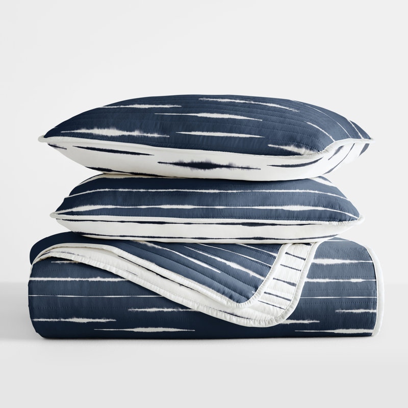 Navy and White Twin Reversible Microfiber Quilt Set