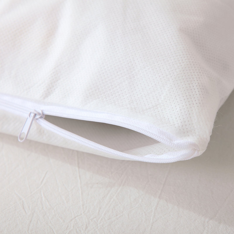 White Hypoallergenic Polyester Standard Pillow Protector Set