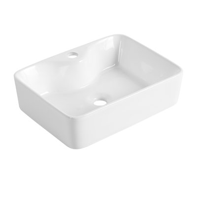 Lavabo de salle de bain rectangulaire en céramique blanc au-dessus du comptoir - attrait minimaliste moderne bien conçu