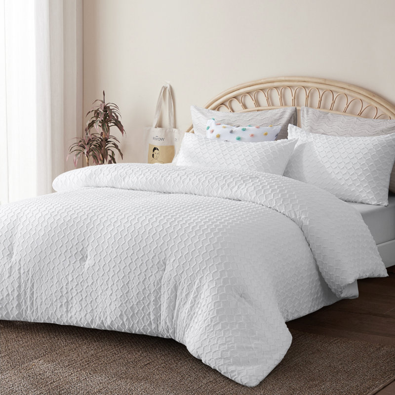 Ensemble d'édredon en jacquard et capitonné Suniya, Édredon pour très grand lit + 2 très grandes ta, Blanc