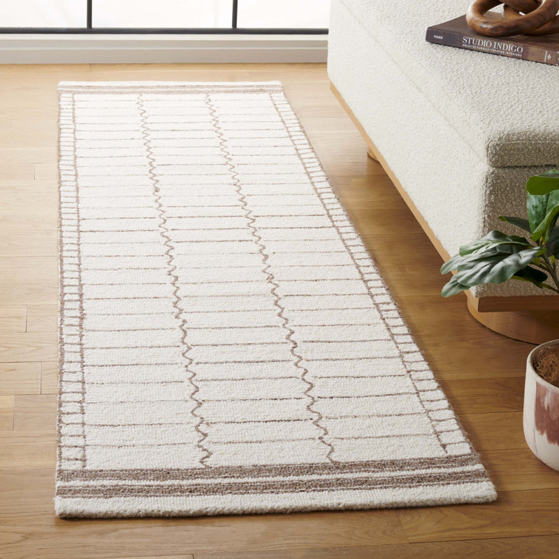 Metro Hand Tufted Wool Cotton Geometric Rug in Ivory/Brown, Runner 2'3" x 8'