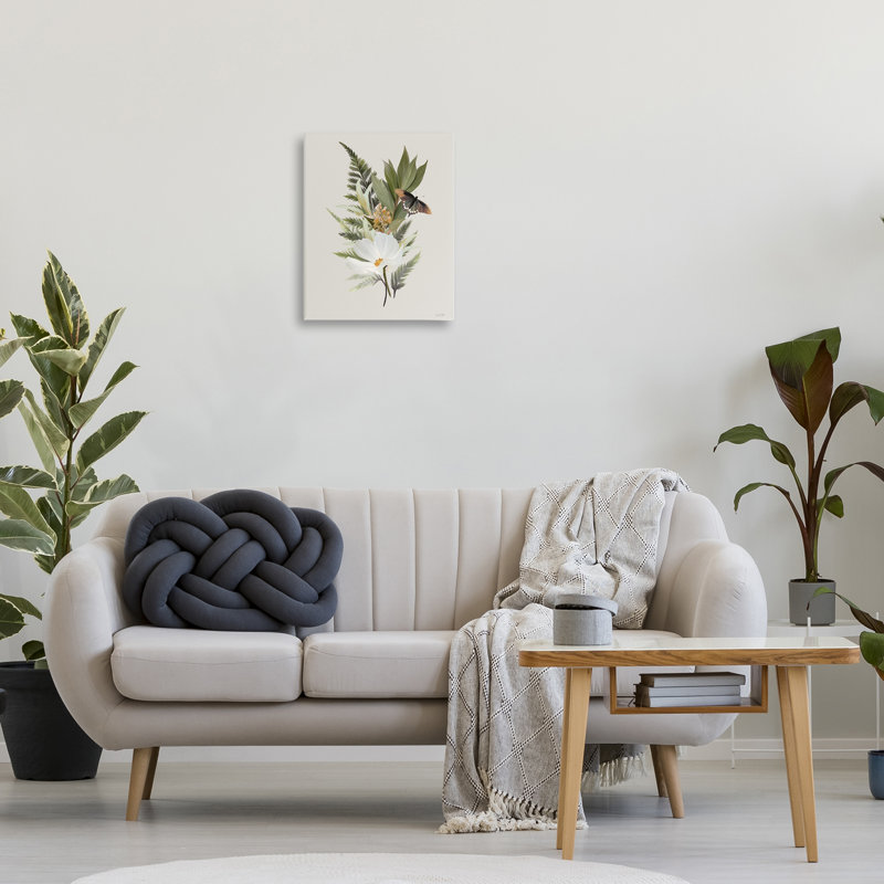 Brins de fleurs et toile papillon, design par House Fenway, H 20 po x l 16 po