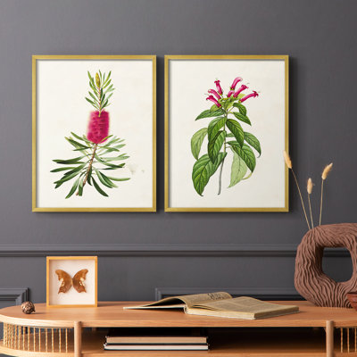 «Pretty Pink Botanicals VII», reproduction encadrée de qualité supérieure - prête à être accrochée - aucun clou requis - aucun clou requis