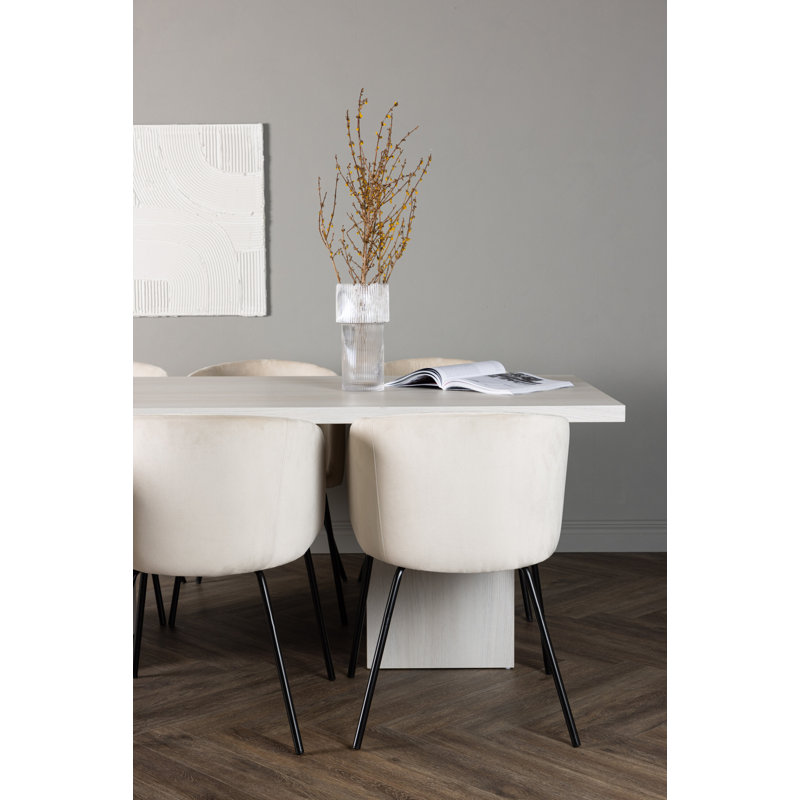 Meadowbrook 6 - Person Dining Set