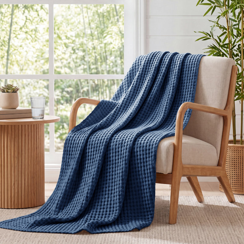 Bedsure 279gsm Cotton & Rayon from Bamboo Waffle Blanket GentleSoft™️, Twin XL, Navy