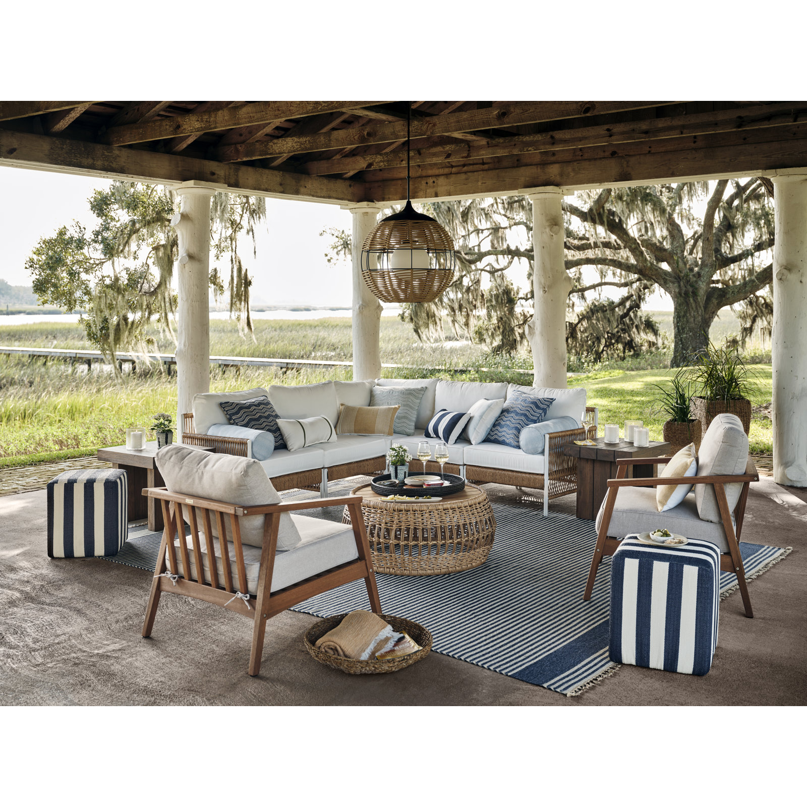 Marquette Outdoor Pendant