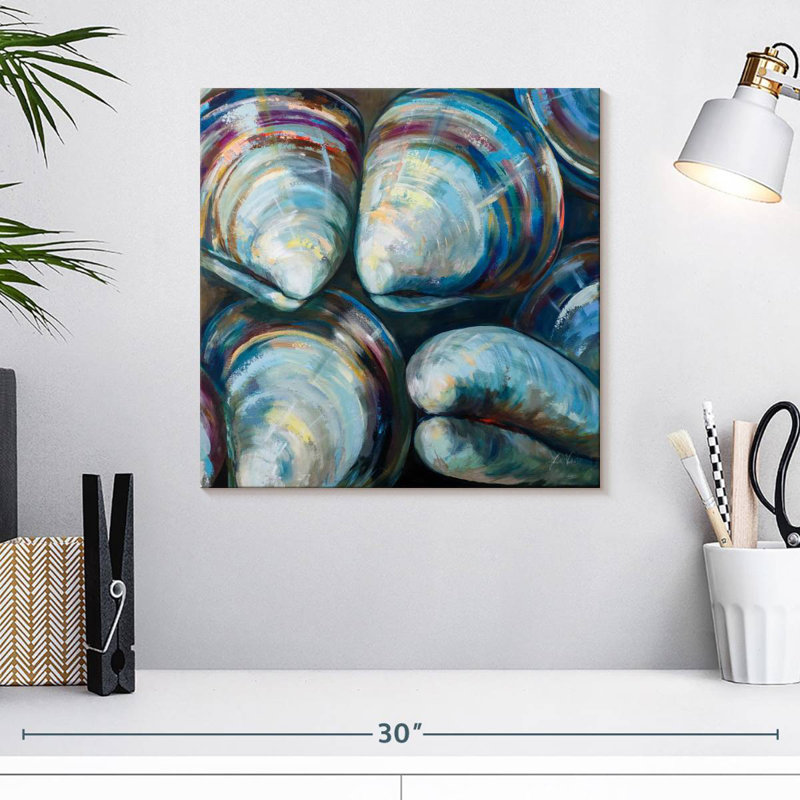 Aletra Salty II, 16" H x 16" W