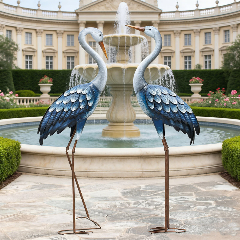 Ensemble de 2 grandes statues héron bleues en métal de 47 à 48 pouces de hauteur - Sculptures de jardin réalistes d'oiseaux pour étang, décoration de patio, cadeau pour homme / femme