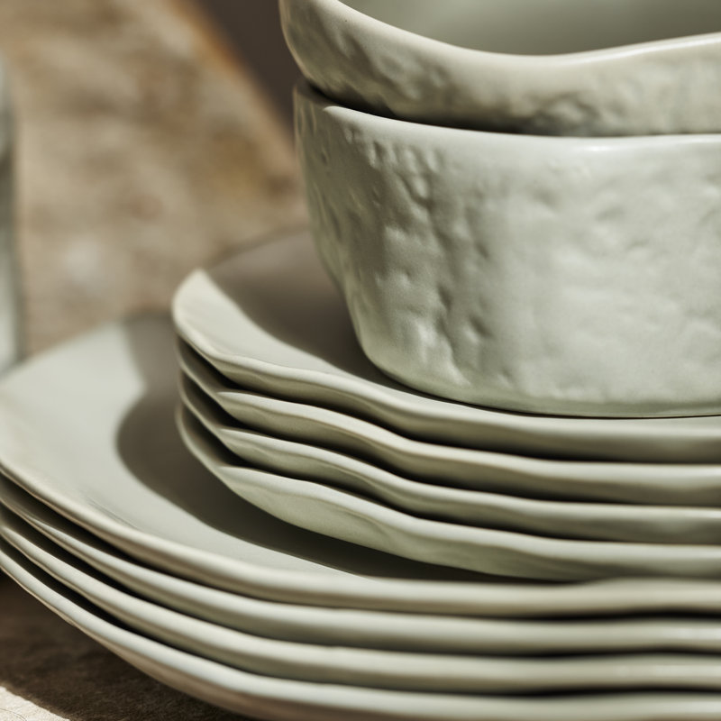 Sage-Grey Ceramic 16-Piece Dinnerware Set, Service for 4