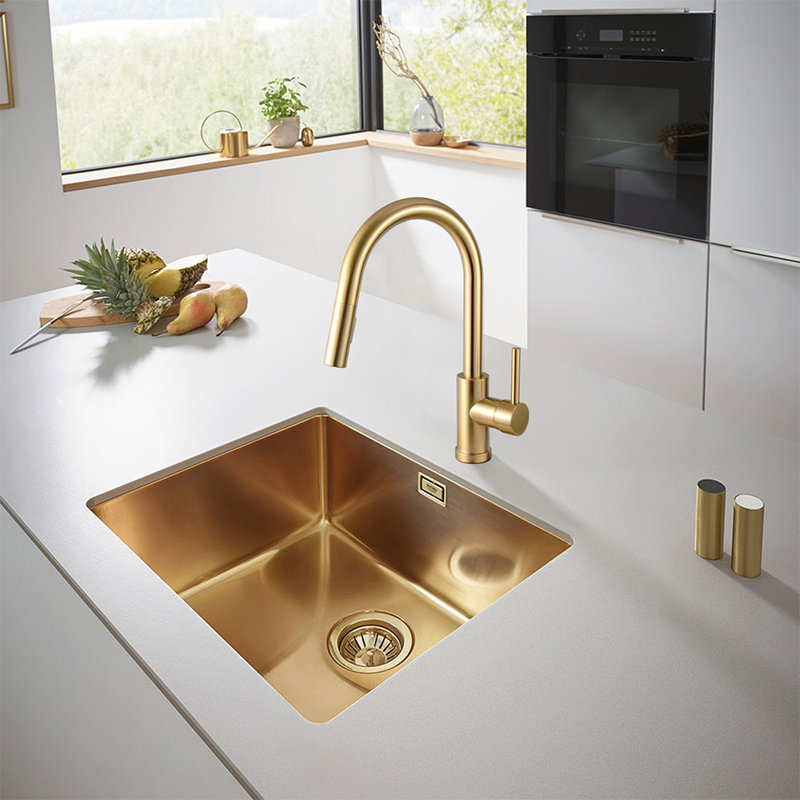 Single Handle Two Modes Pull-down Kitchen Faucet, Brushed Gold