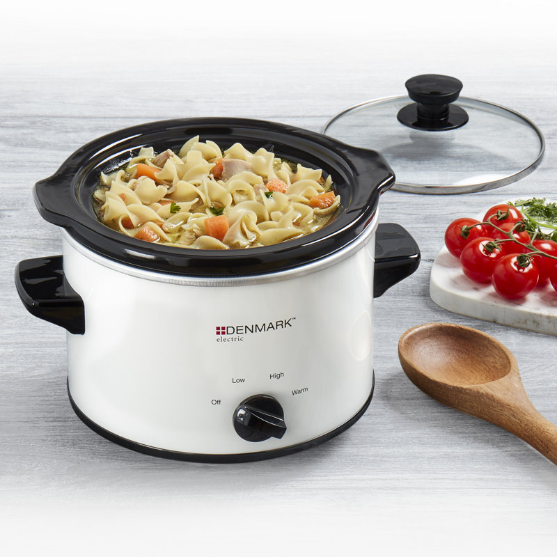 Denmark Electric 1.5 Quart White Non-Stick Slow Cooker