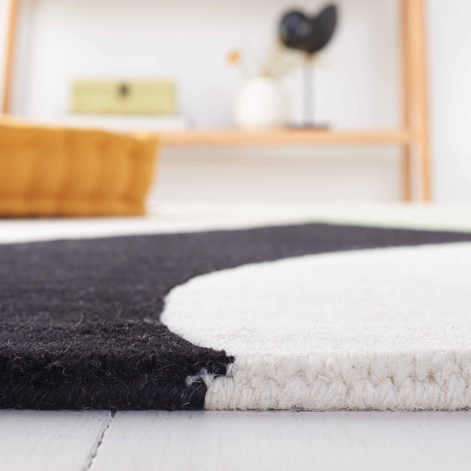 Hina Black Green Hand-Woven Rug, Runner 2'3" x 8'