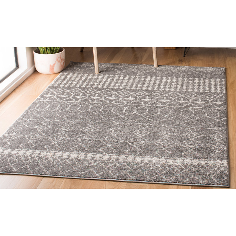 Manriquez Geometric Area Rug, Rectangle 183 x 274 cm