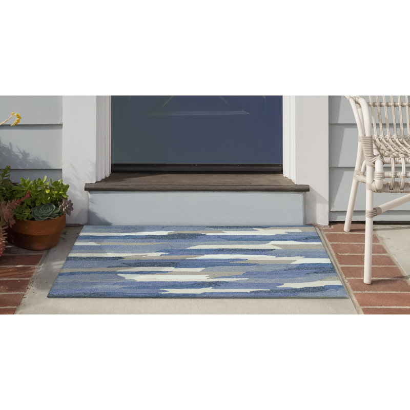Tapis de couloir intérieur / extérieur bleu clair, Rectangle 1 pi 8 po x 2 pi 6 po