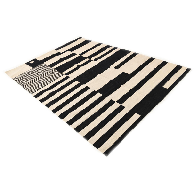 Tapis noir et blanc Pinkerton