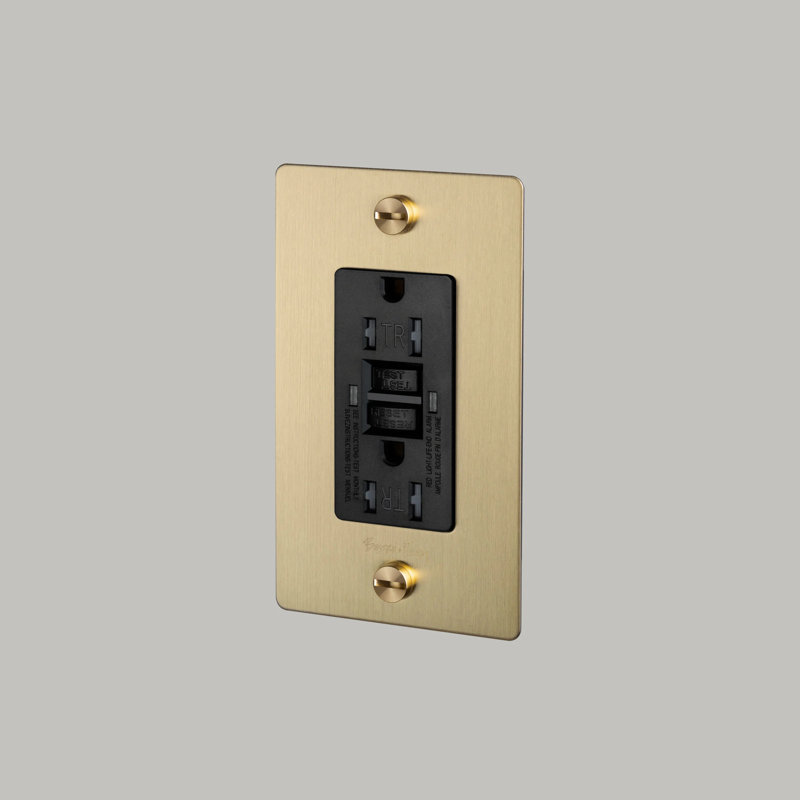 1G Duplex GFCI Outlet / With Logo, Brass