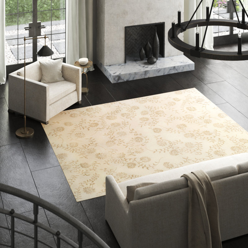 Floral Area Rug in Beige/Taupe, Rectangle 3' x 5'