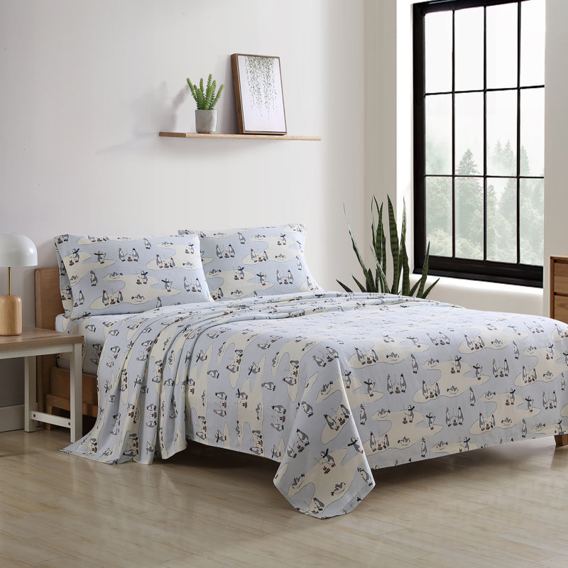 King Sheet Set with 2 Pillowcases, Skating Penguins