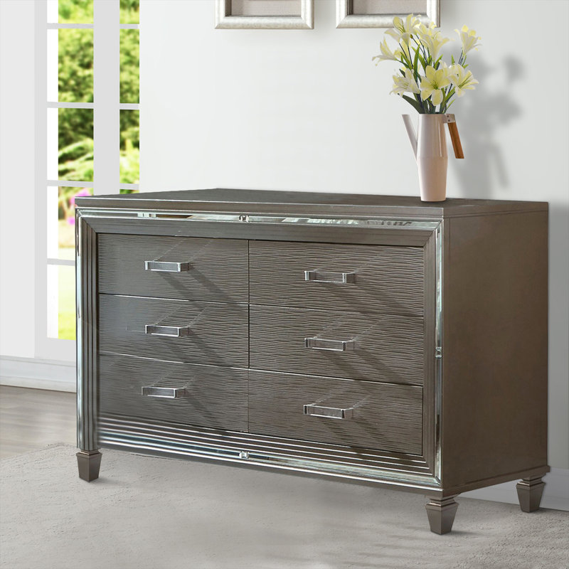 Commode 6 tiroirs texturée à l’avant avec miroir biseauté, argent, blanc