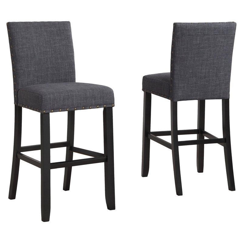 Tabourets de bar gris (2) - Bois franc, garniture cloutée, siège de 44 po x H 30 po, dimensions de 16 po x 23 po (2) hauteur du siège, 16 po x 23 po
