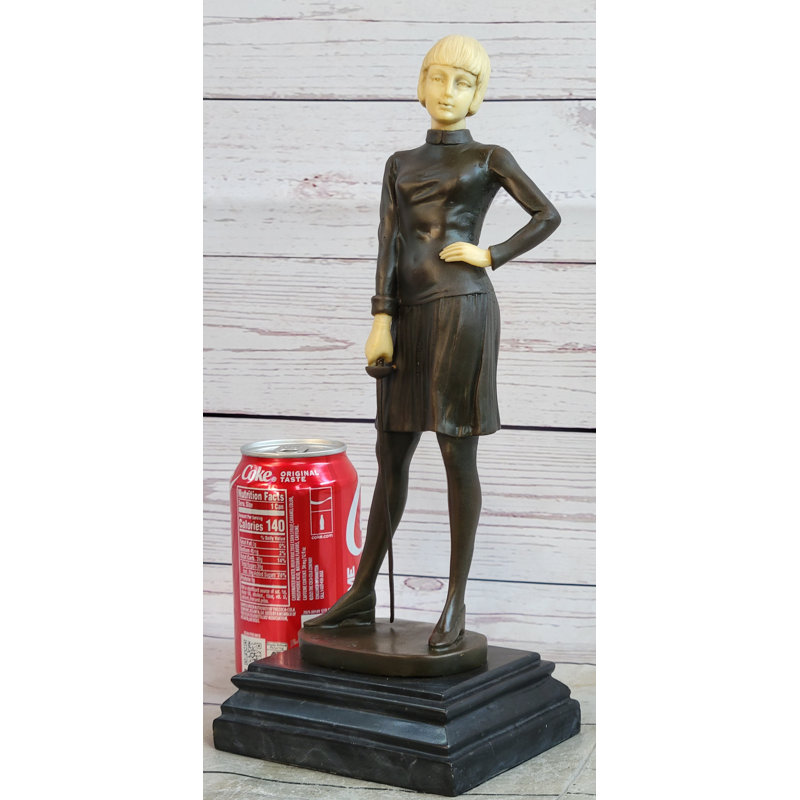 Bronze moulé à chaud avec tête et mains en résine - Sculpture d'escrimeuse sur base de marbre