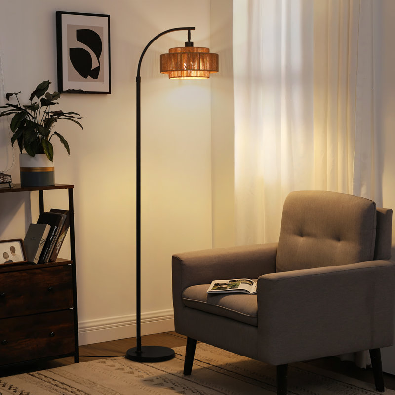 Lampe sur pied arquée en rotin 69,6 po avec lumière DEL et télécommande Aarzo